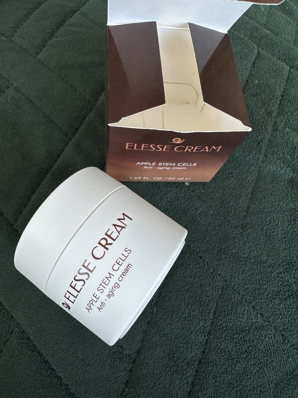 Elesse Cream - Crema Anti-Aging cu Apple Stem Cells, 50 ml - Image 4